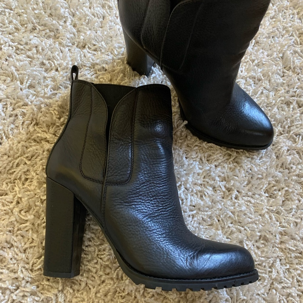 BCBGeneration leather boots